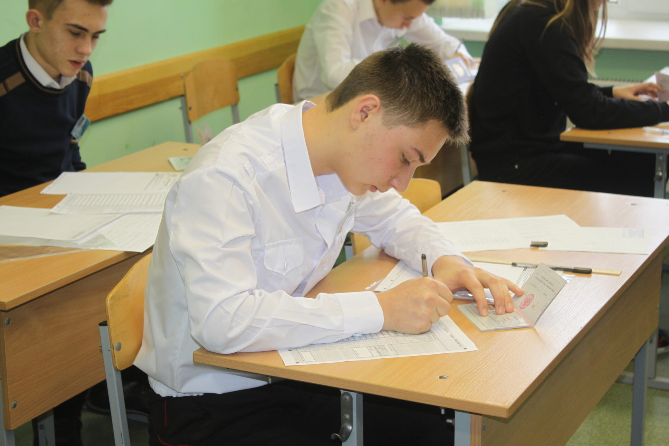 Пробный экзамен по математике состоялся для девятиклассников Абинского района
