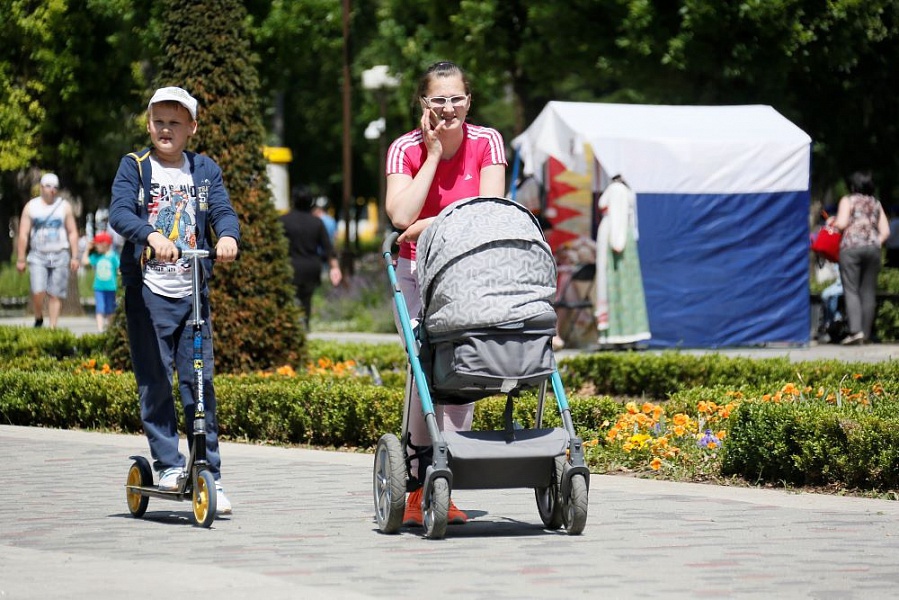 В Краснодарском крае дополнительно направлены средства на выплаты семьям с детьми от 3 до 7 лет