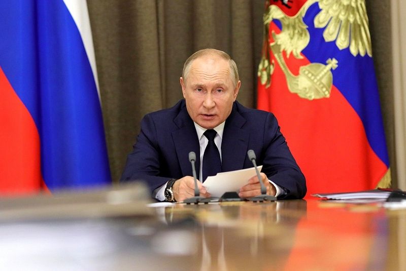 Президент Владимир Путин обратился к россиянам