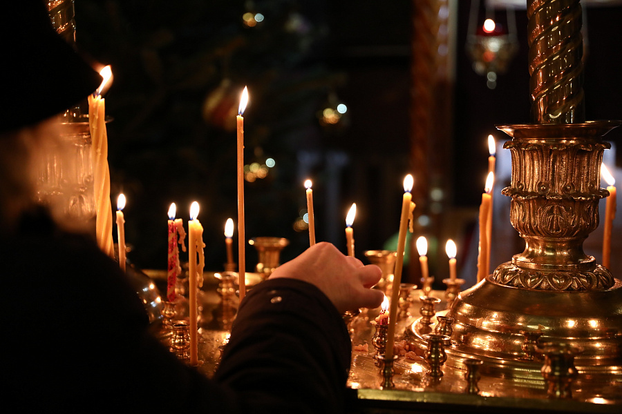 Православные сегодня отмечают Рождество Христово