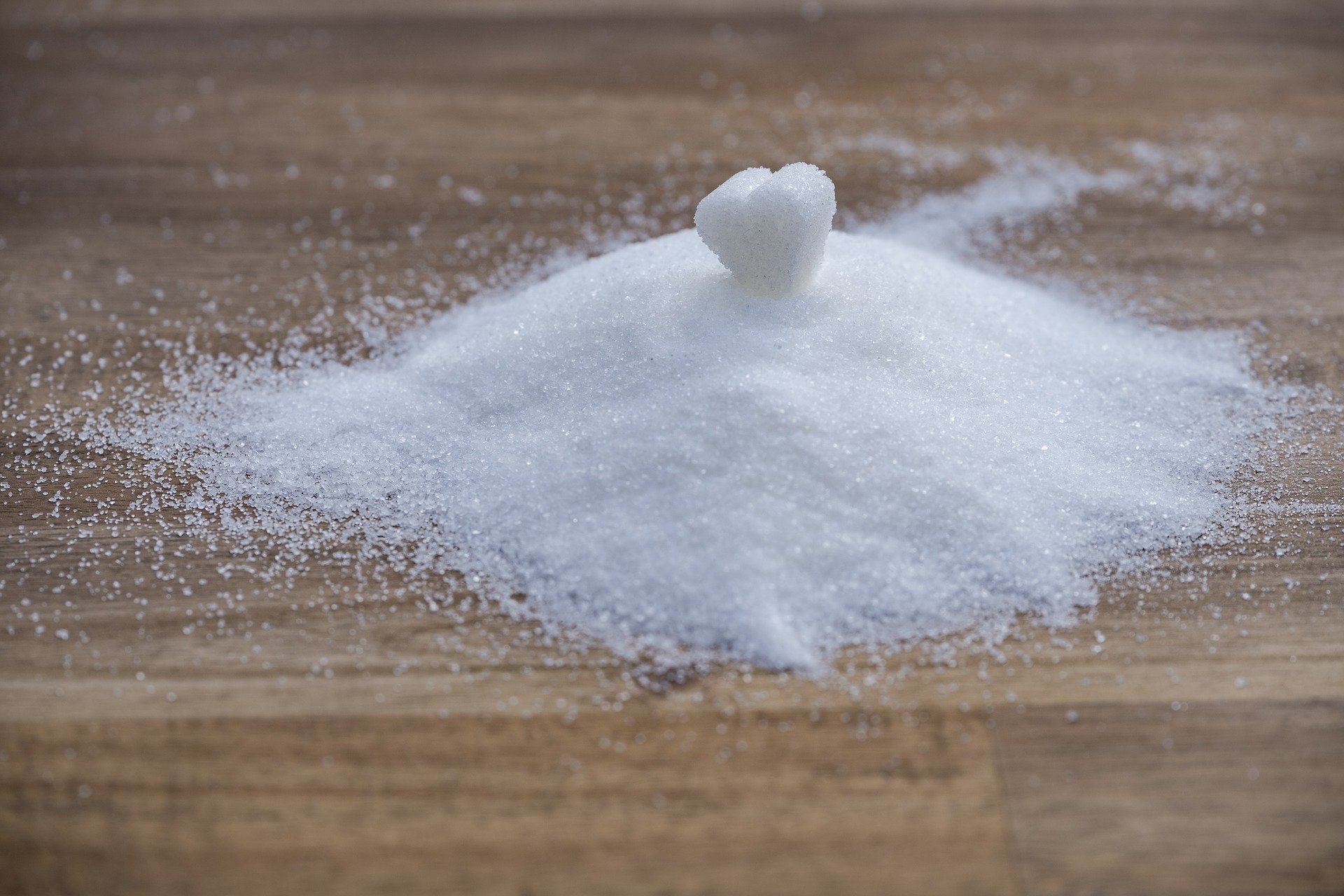 Падение продаж сахара произошло на 21%
