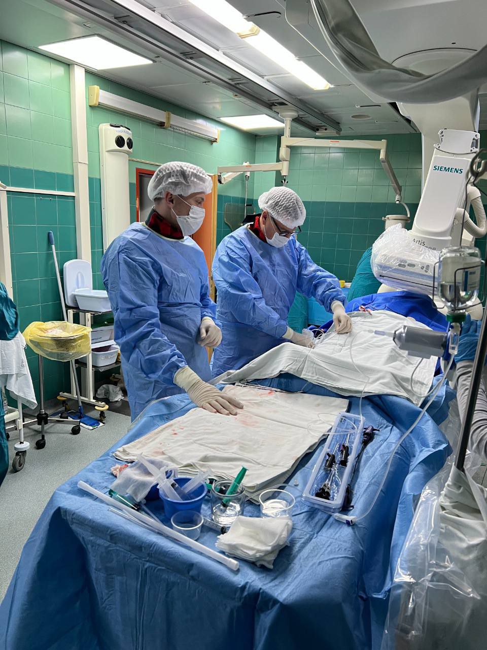Кубанские врачи впервые применили новый метод имплантации сердечных клапанов