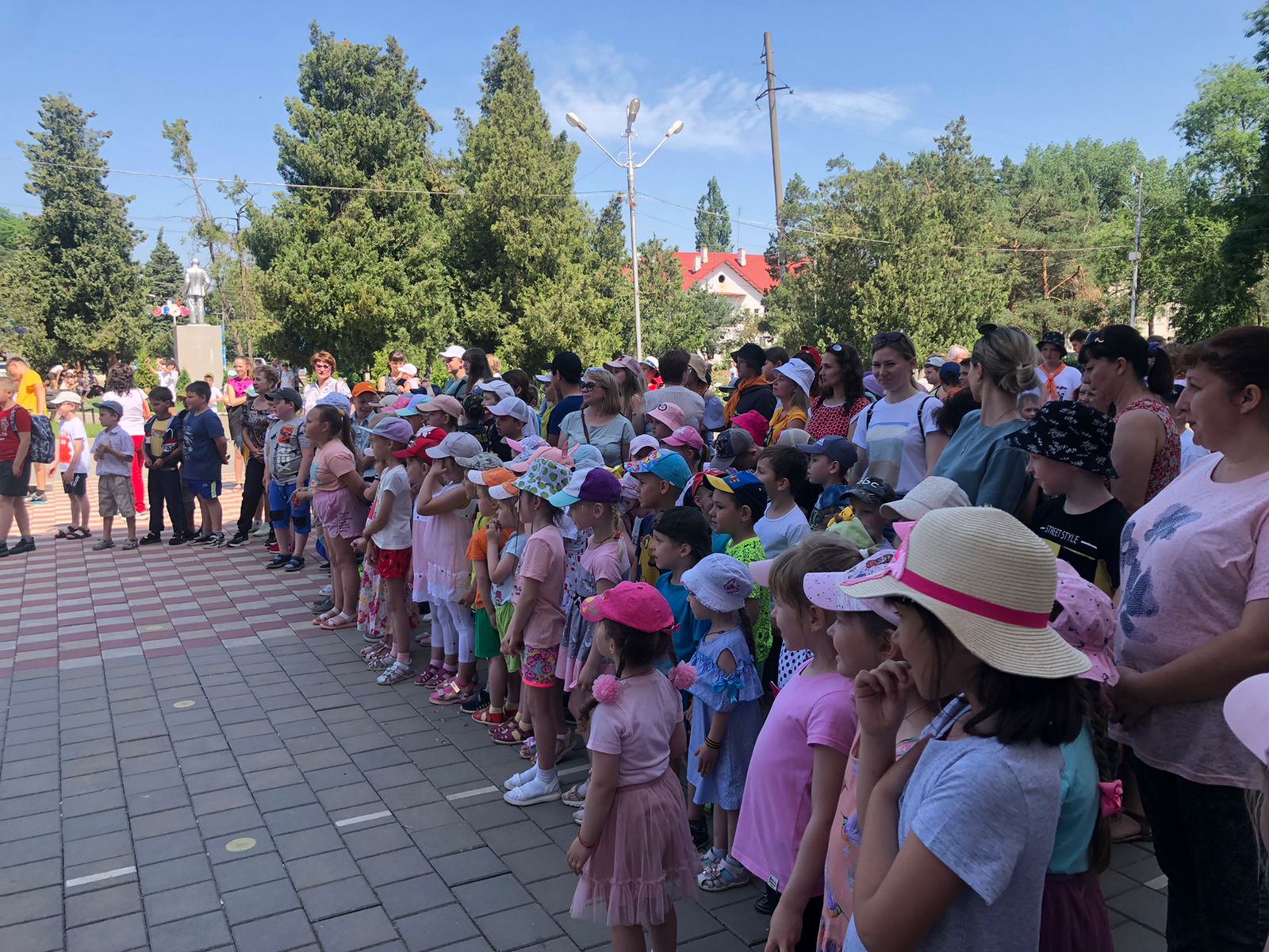 В поселке Ахтырском прошел главный праздник детства