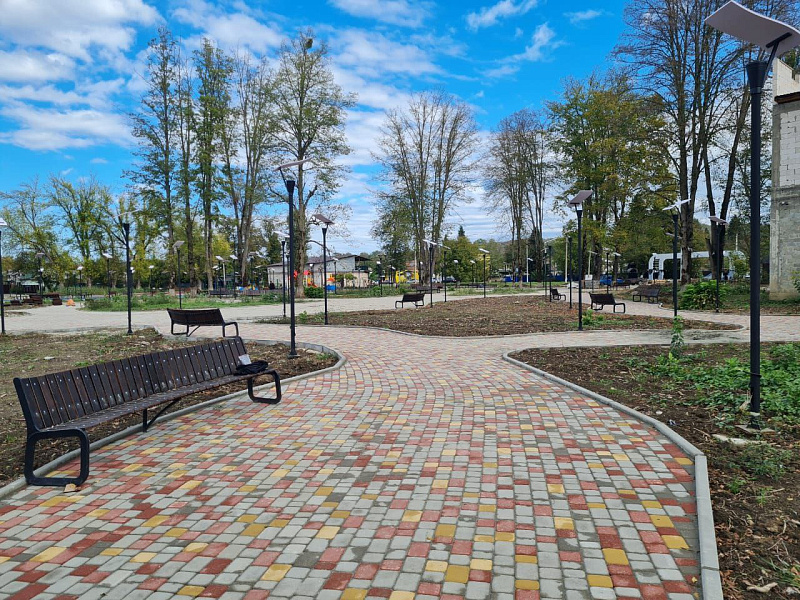 В Краснодарском крае продолжают благоустройство зон отдыха по нацпроекту