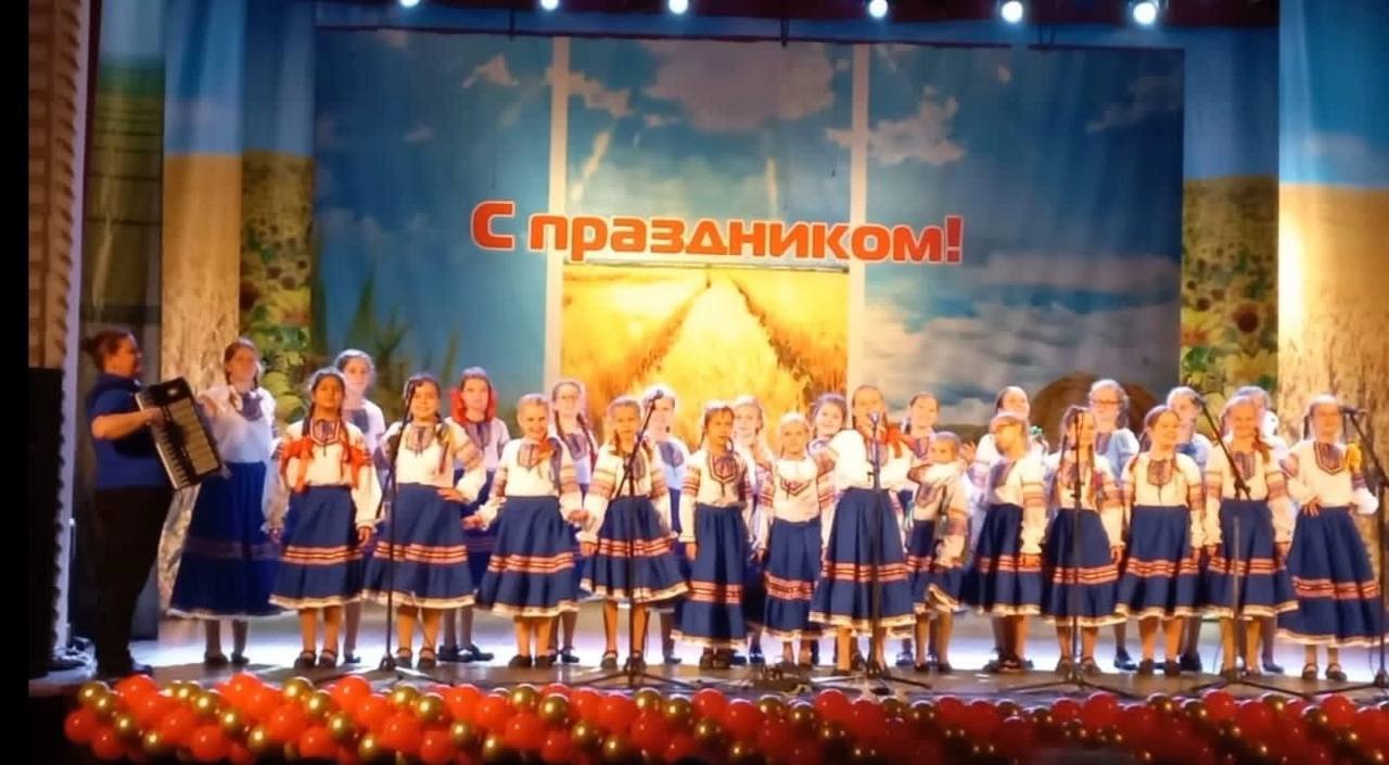 В  Краснодаре прошел XXXV краевой фестиваль фольклора и национальных культур «Золотое яблоко».