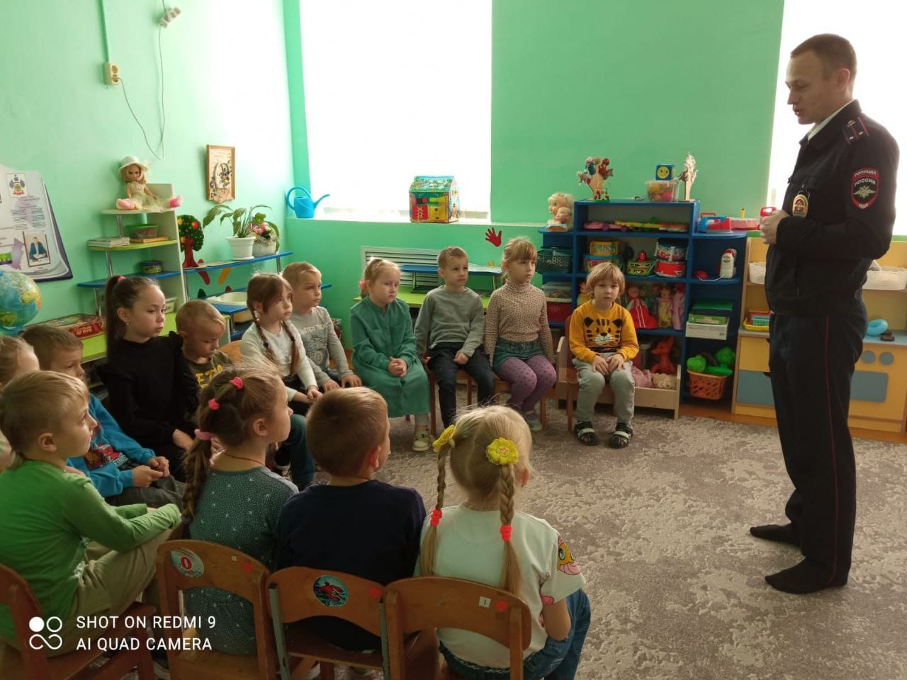 В Абинске правоохранители провели познавательное мероприятие для маленьких граждан