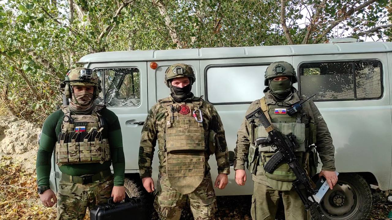 Много обращений поступает через социальные сети депутата Госдумы Ивана Демченко от бойцов.