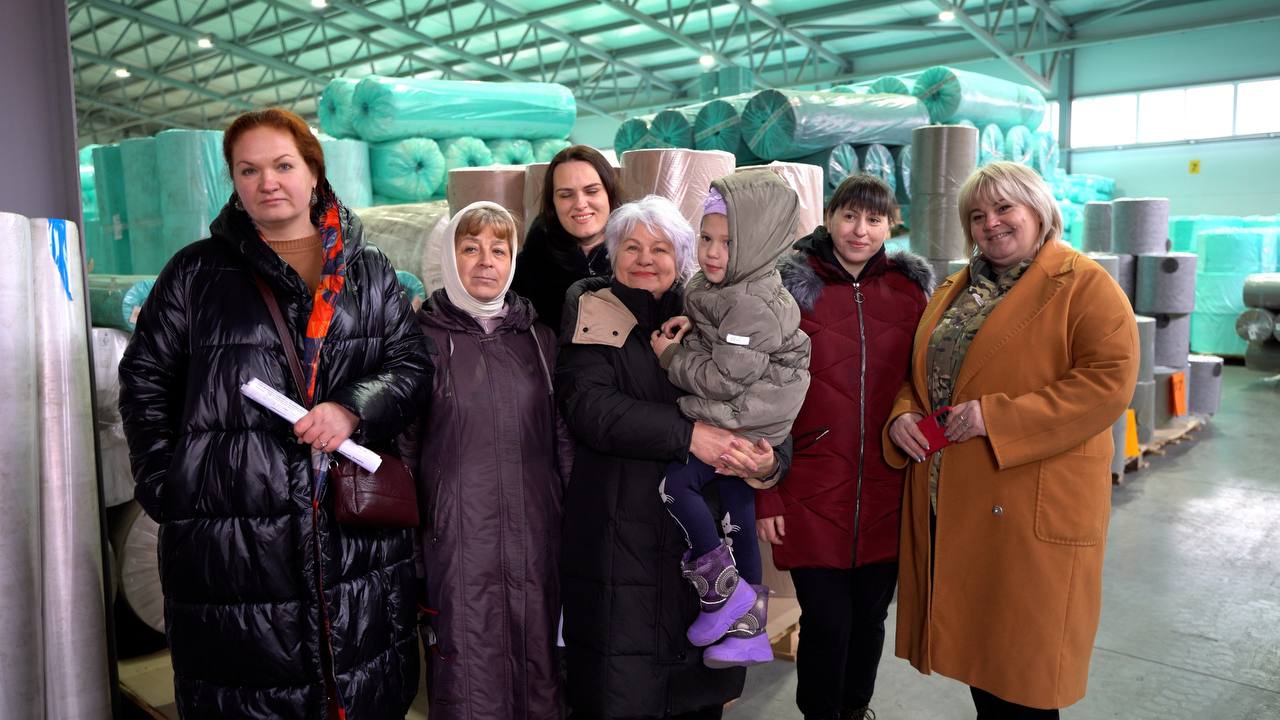 Помощь волонтерам оказал депутат Госдумы Иван Демченко