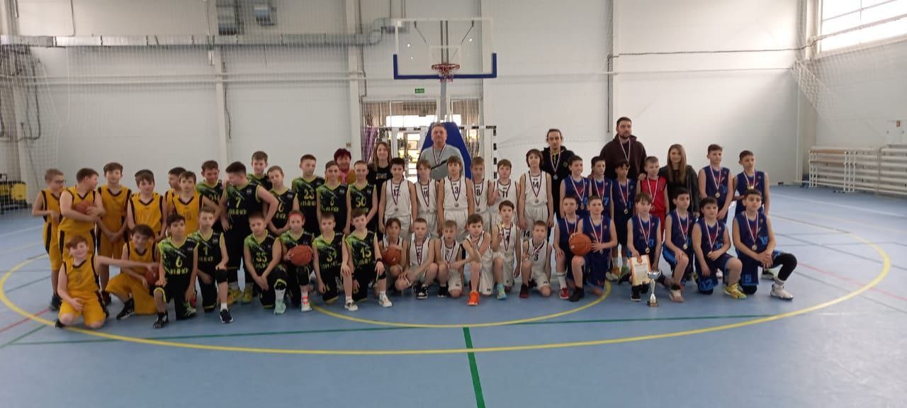 В Абинском районе прошёл турнир по баскетболу в память о первом атамане