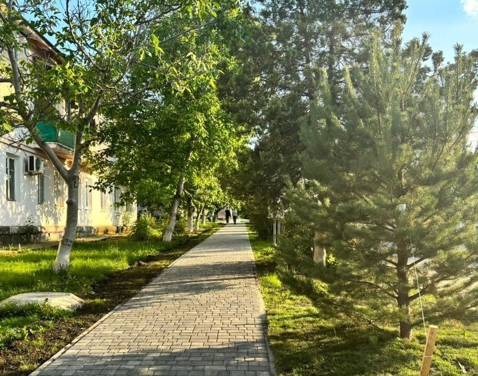 В поселке Ахтырском благоустроили зеленую зону