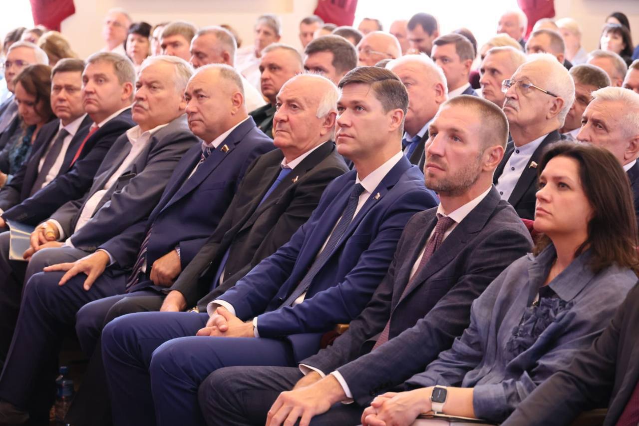 В Краснодарском крае власти работают единой командой – депутат Демченко