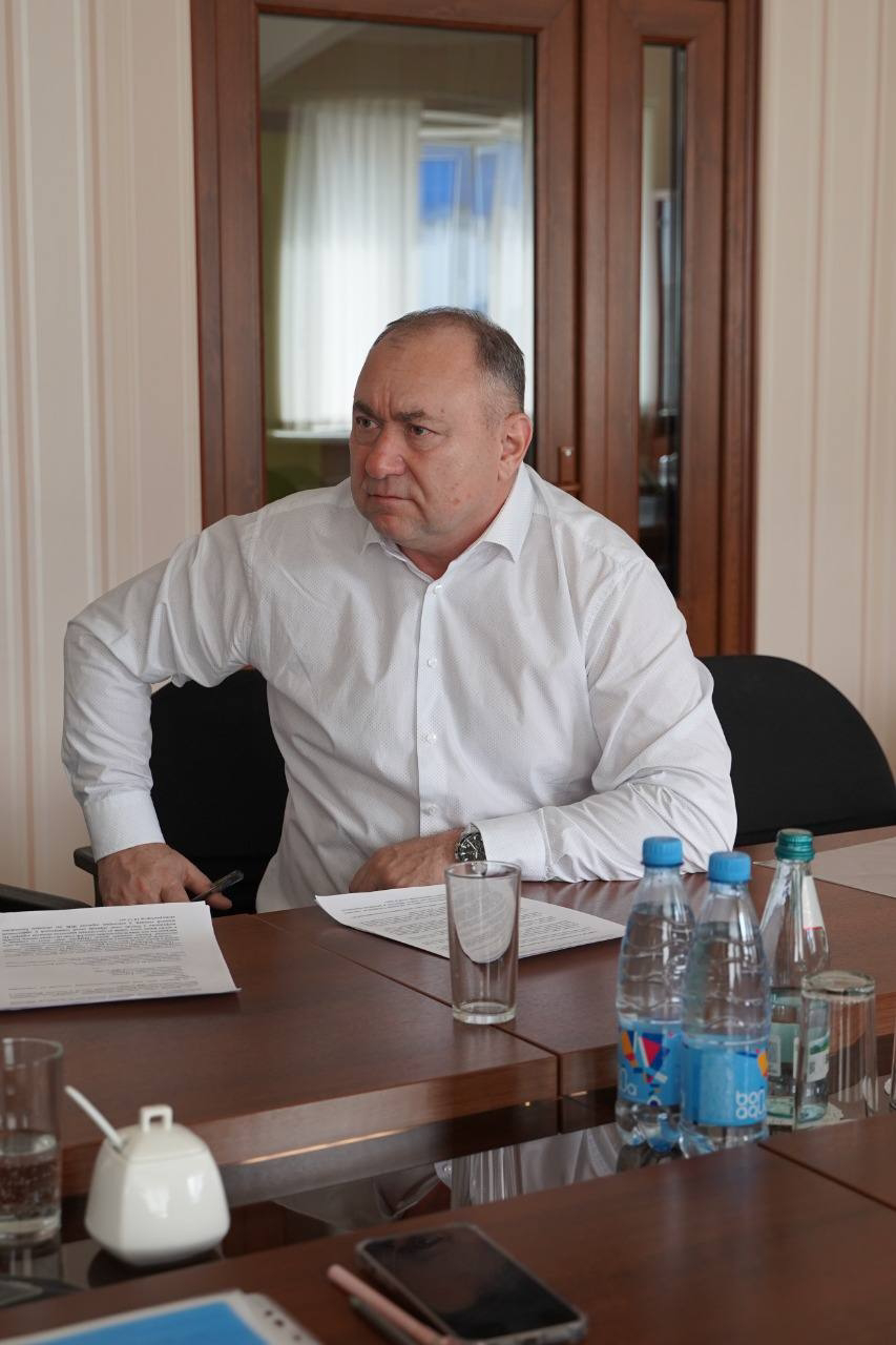 Иван Демченко пообщался с главными редакторами газет своего избирательного округа