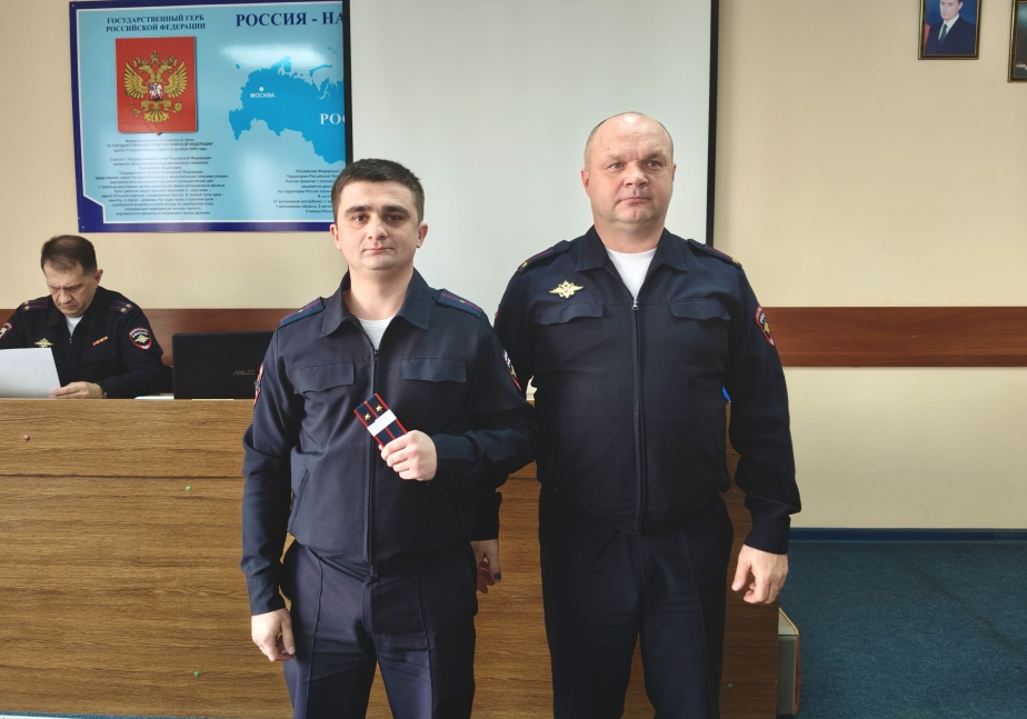Для сотрудника органов внутренних дел превыше всего— честь и служение Родине